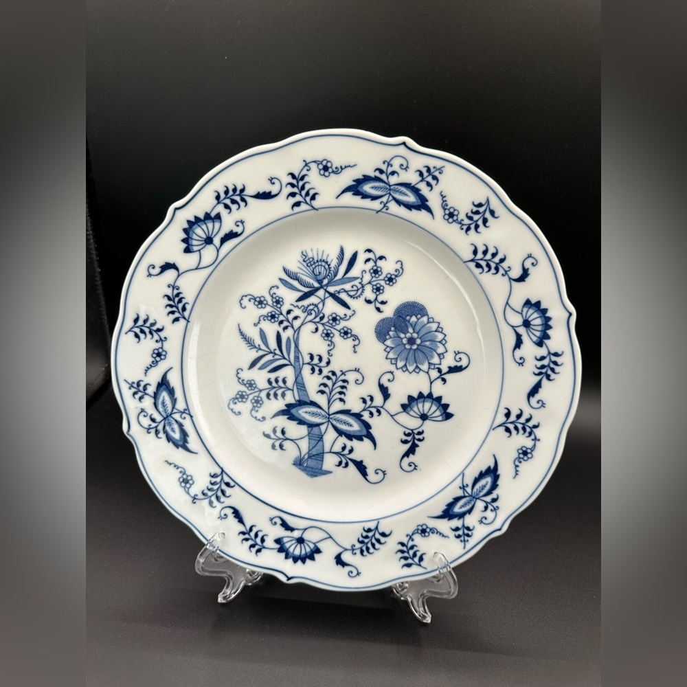 Blue Danube Dinner Plate – 10", Original Backstamp, Japan- GORGEOUS!!!